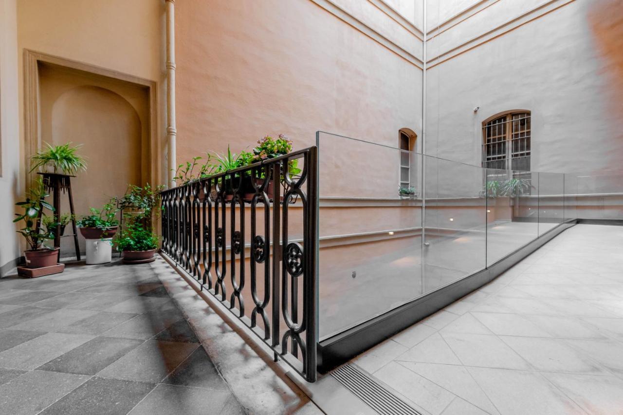 Realkasa Luxury S.Orsola Apartments Болонья Экстерьер фото